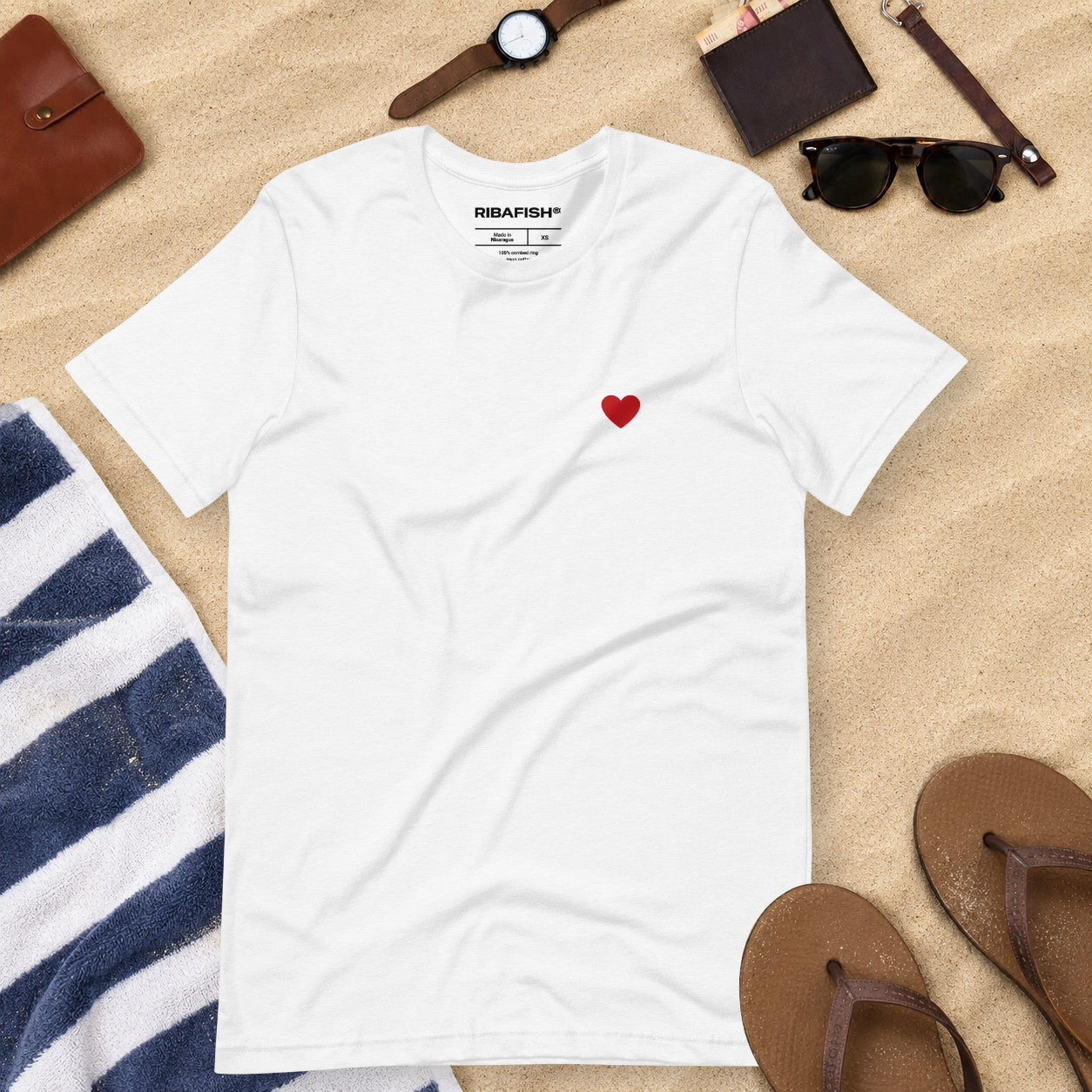 Heart / Unisex t-shirt / White